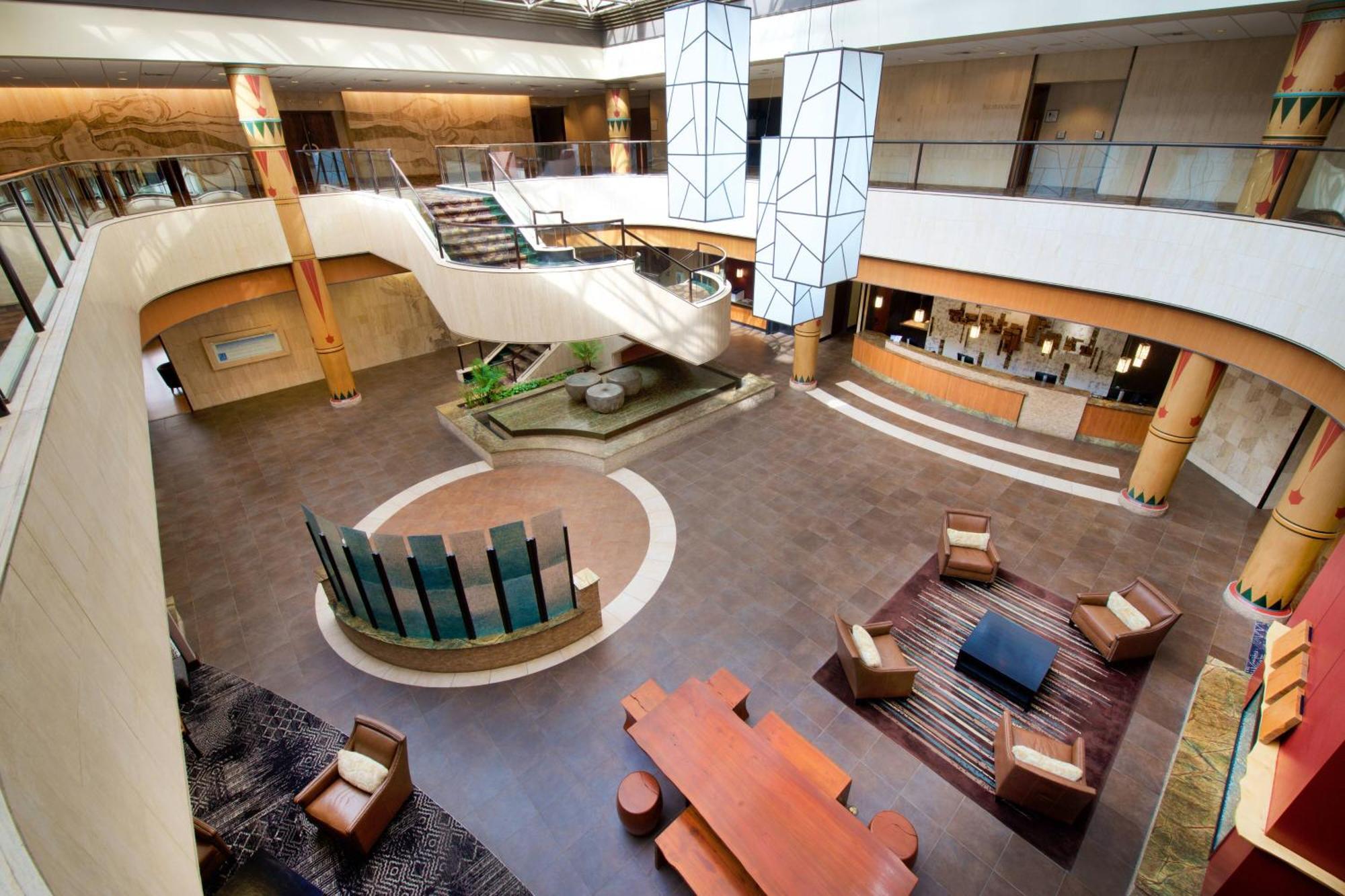 Sheraton Anchorage Hotel Exterior photo